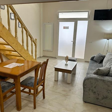 Troy Aparthotel Durrës 외부 사진