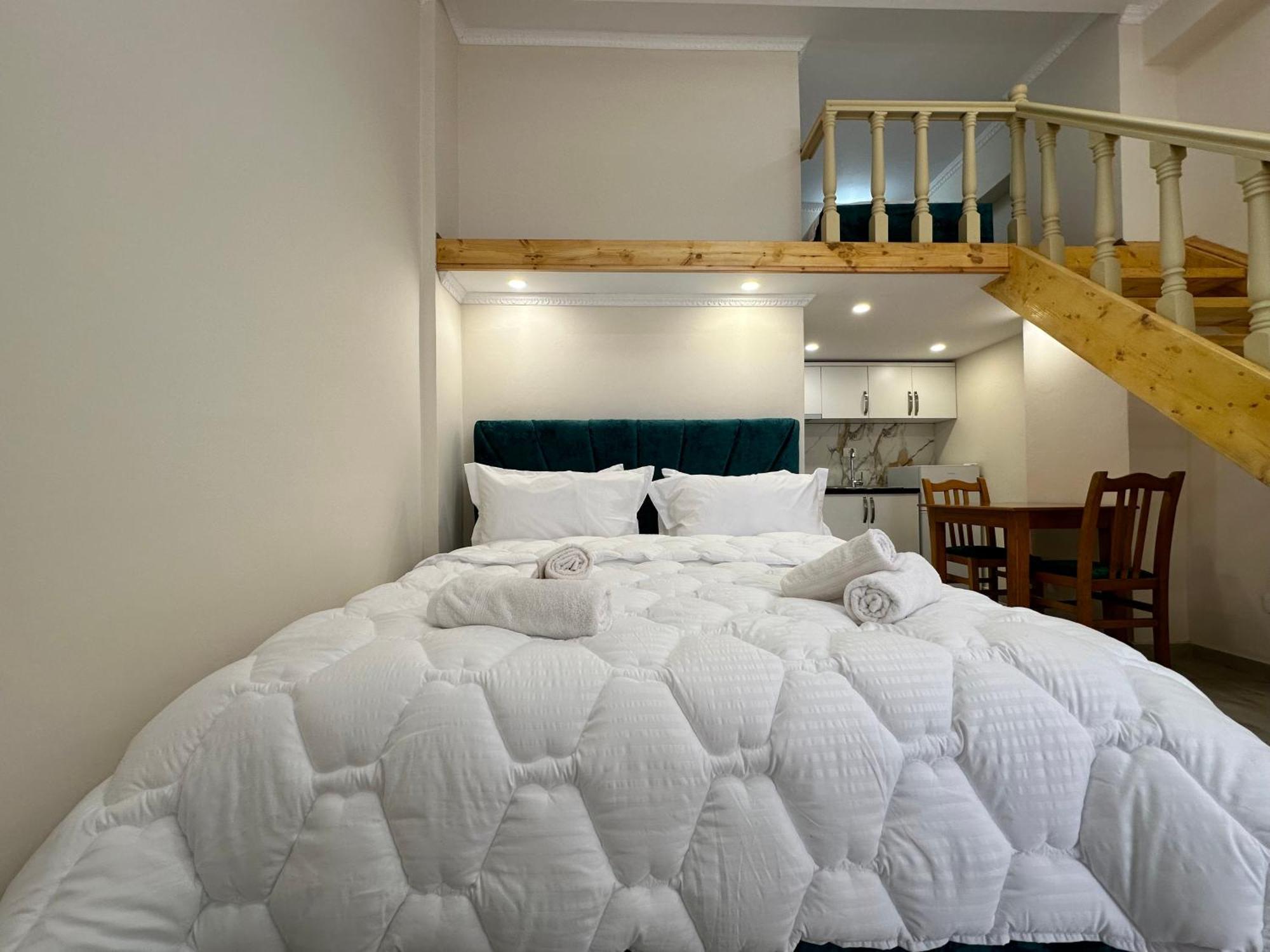 Troy Aparthotel Durrës 외부 사진