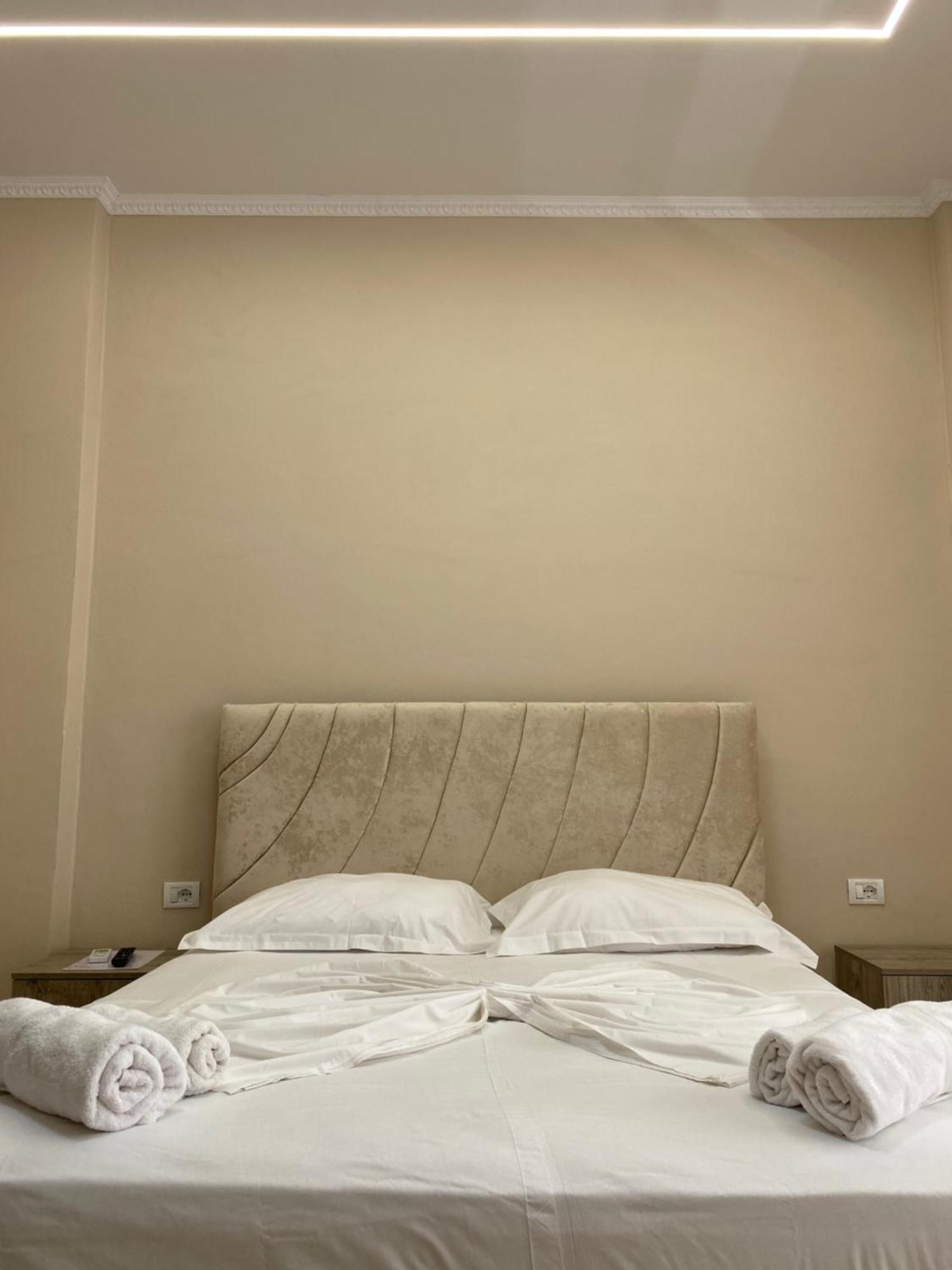 Troy Aparthotel Durrës 외부 사진