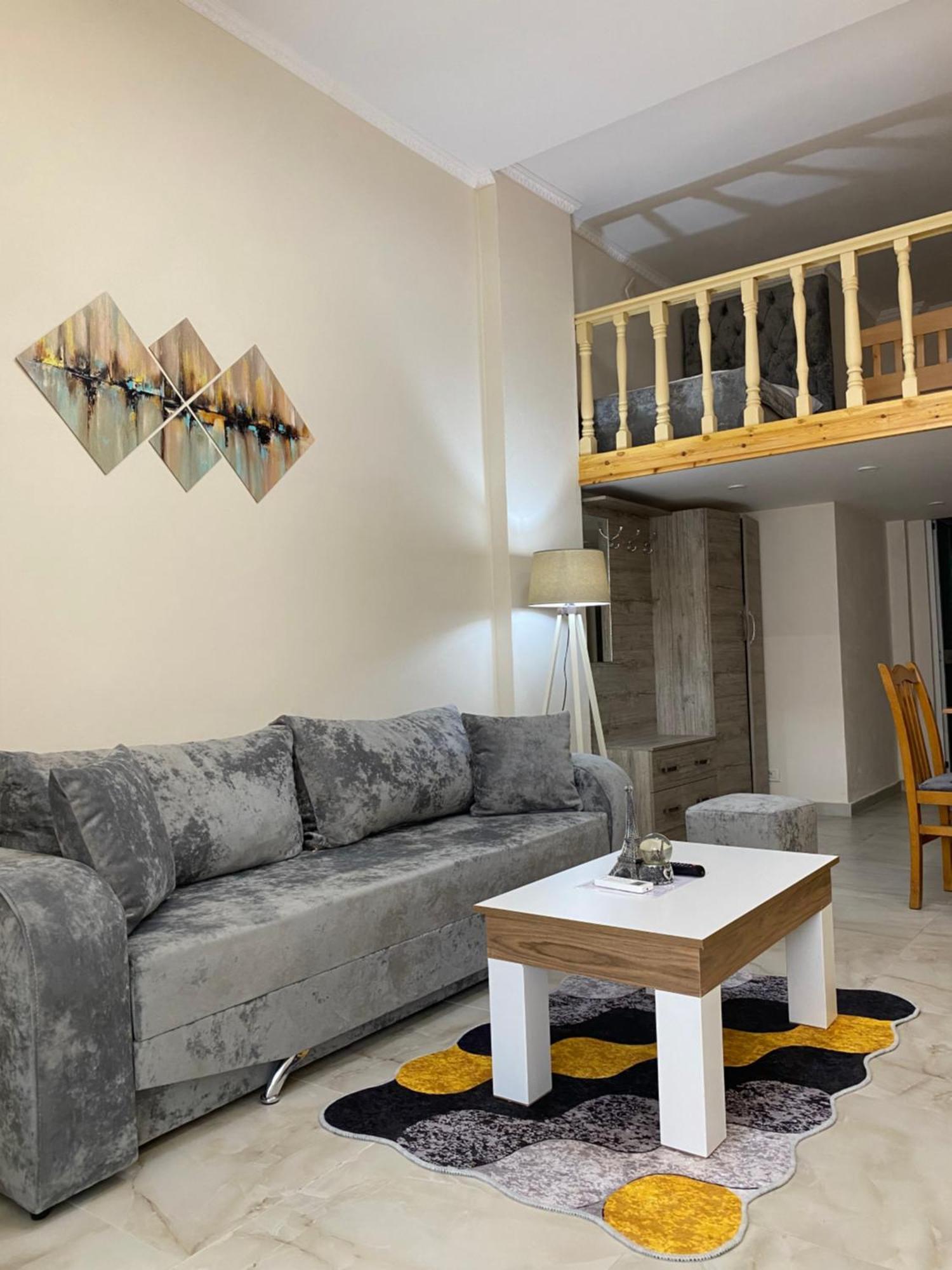 Troy Aparthotel Durrës 외부 사진