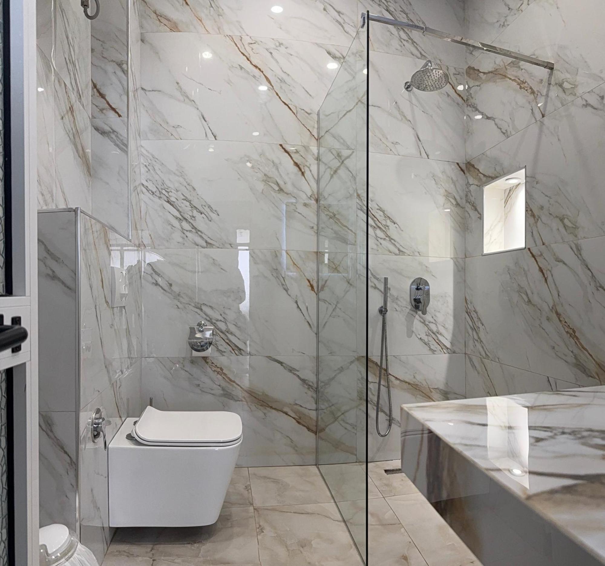 Troy Aparthotel Durrës 외부 사진